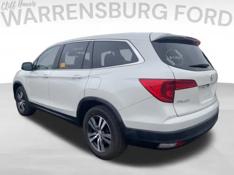 More photos of 2018 Honda Pilot EX-L at Warrensburg Ford, MO