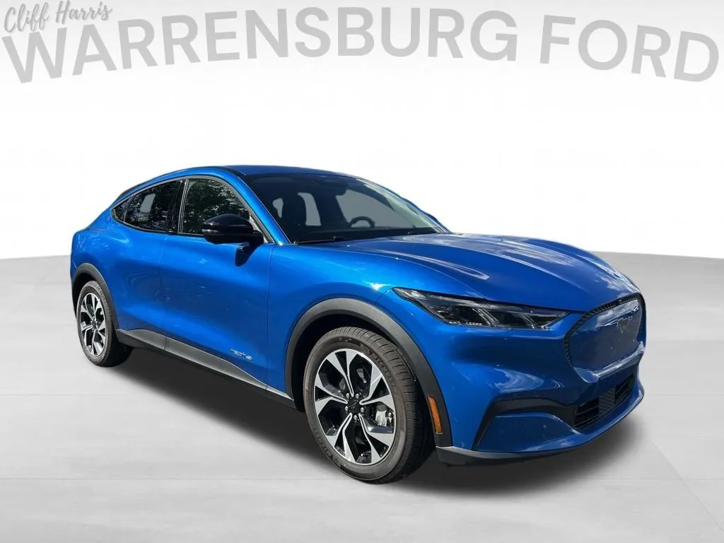 2025 Ford Mustang-Mach-e Select's photo