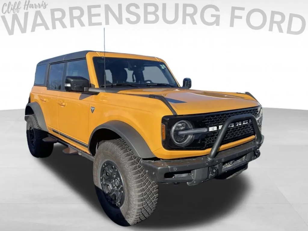 Orange 2021 Ford Bronco First Edition for sale in Warrensburg, MO