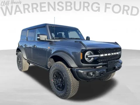 Gray 2025 Ford Bronco Badlands for sale in Warrensburg, MO