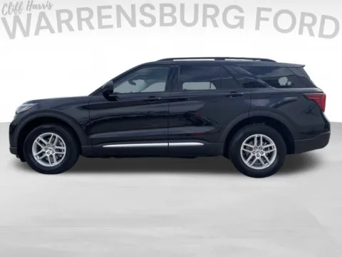 More photos of 2025 Ford Explorer Active at Warrensburg Ford, MO