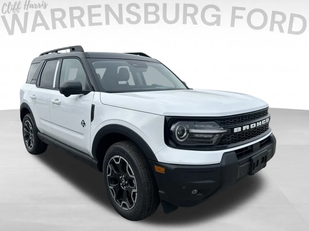 2025 Ford Bronco Sport Outer Banks's photo