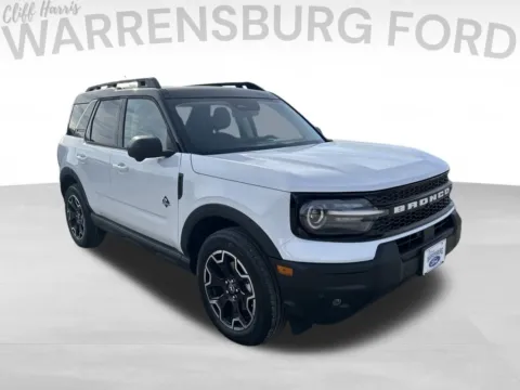 White 2025 Ford Bronco Sport Outer Banks for sale in Warrensburg, MO