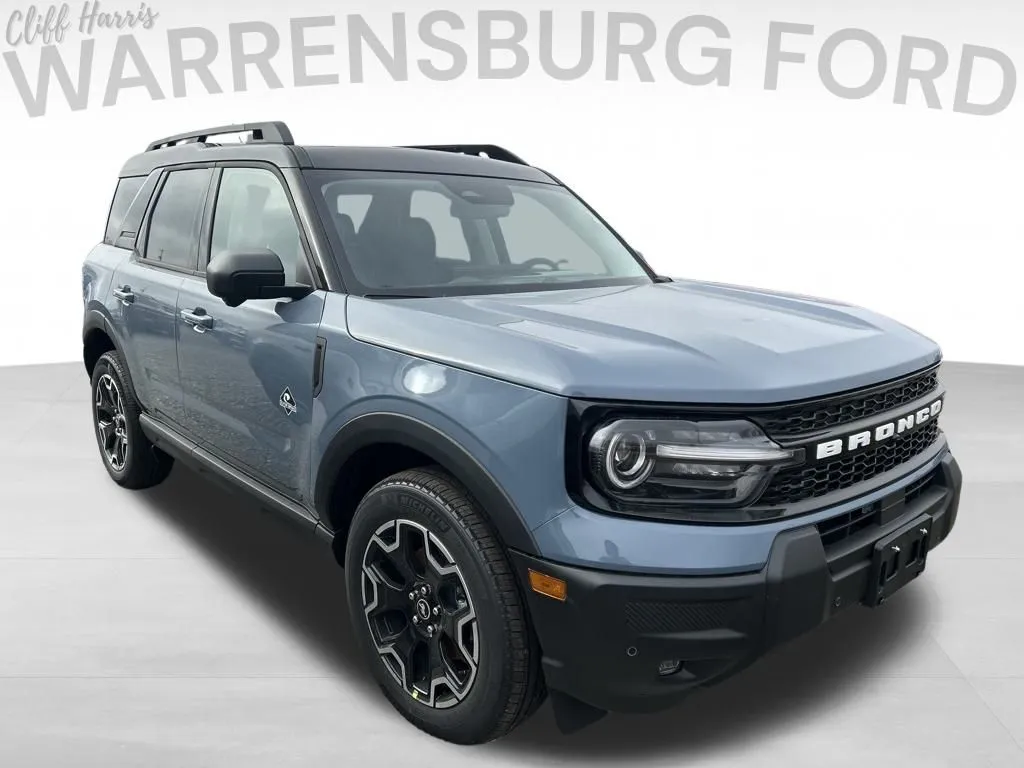 2025 Ford Bronco Sport Outer Banks's photo