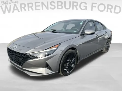 Another view of 2022 Hyundai Elantra SEL for sale in Warrensburg, MO at Warrensburg Ford