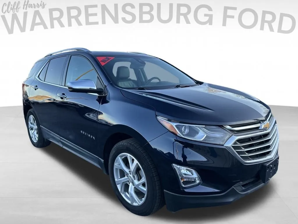 Used 2020 Chevrolet Equinox Premier with VIN 3GNAXNEV4LS732752 for sale in Kansas City