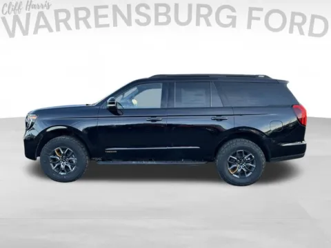 More photos of 2026 Ford Expedition Tremor at Warrensburg Ford, MO