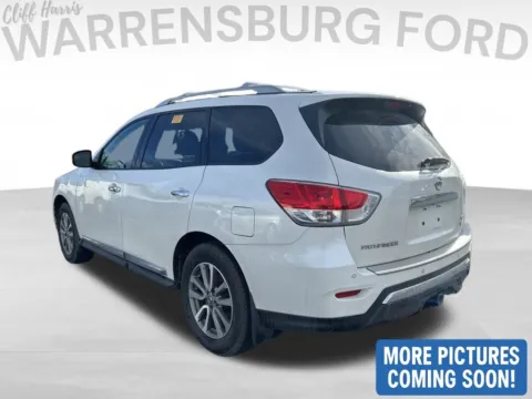 Another view of 2016 Nissan Pathfinder SL for sale in Warrensburg, MO at Warrensburg Ford