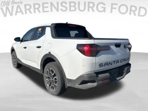 More photos of 2022 Hyundai Santa Cruz SEL at Warrensburg Ford, MO