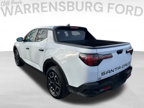 More photos of 2022 Hyundai Santa Cruz SEL at Warrensburg Ford, MO