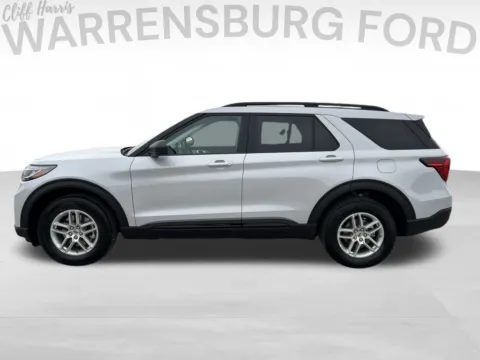More photos of 2026 Ford Explorer Active at Warrensburg Ford, MO