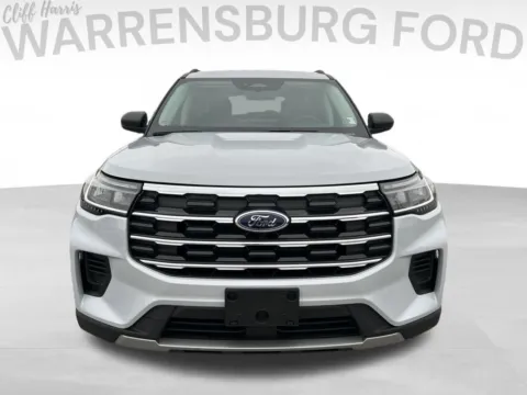 Photos of 2026 Ford Explorer Active for sale in Warrensburg, MO at Warrensburg Ford