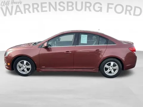 More photos of 2013 Chevrolet Cruze 1LT at Warrensburg Ford, MO
