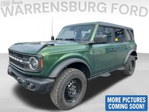 Another view of 2022 Ford Bronco Black Diamond for sale in Warrensburg, MO at Warrensburg Ford