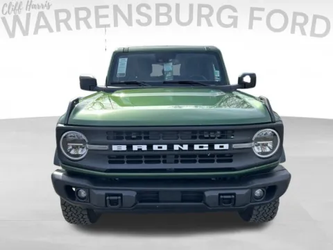 Photos of 2022 Ford Bronco Black Diamond for sale in Warrensburg, MO at Warrensburg Ford