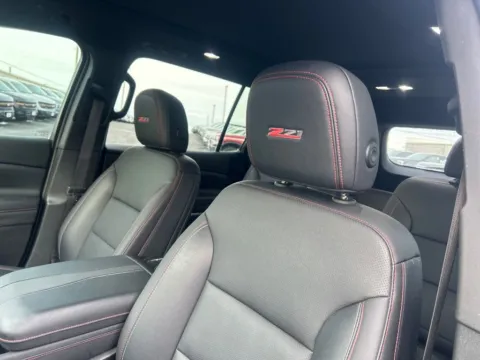 More photos of 2024 Chevrolet Traverse Z71 at Warrensburg Ford, MO