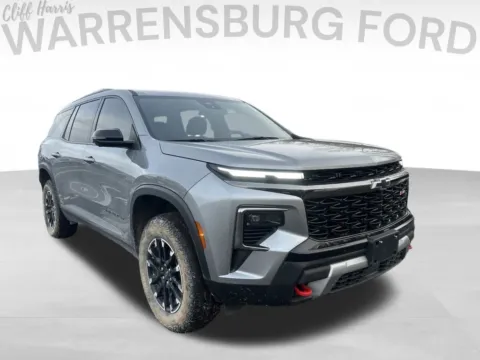 Gray 2024 Chevrolet Traverse Z71 for sale in Warrensburg, MO