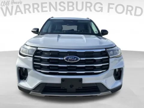 Photos of 2026 Ford Explorer Active for sale in Warrensburg, MO at Warrensburg Ford