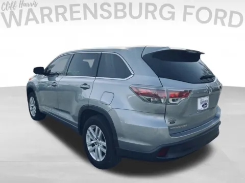 More photos of 2015 Toyota Highlander LE at Warrensburg Ford, MO
