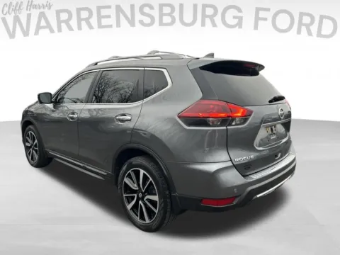 More photos of 2020 Nissan Rogue SL at Warrensburg Ford, MO
