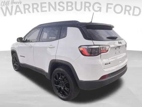More photos of 2023 Jeep Compass Altitude at Warrensburg Ford, MO