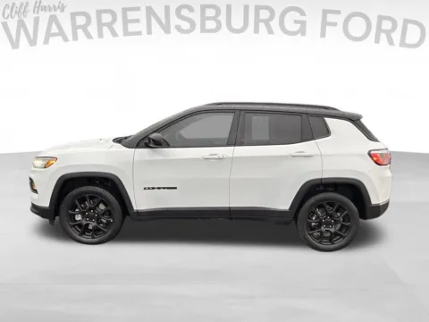 More photos of 2023 Jeep Compass Altitude at Warrensburg Ford, MO