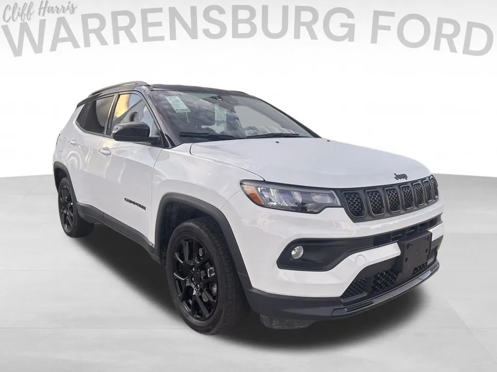 2023 Jeep Compass Altitude for sale in Warrensburg, MO
