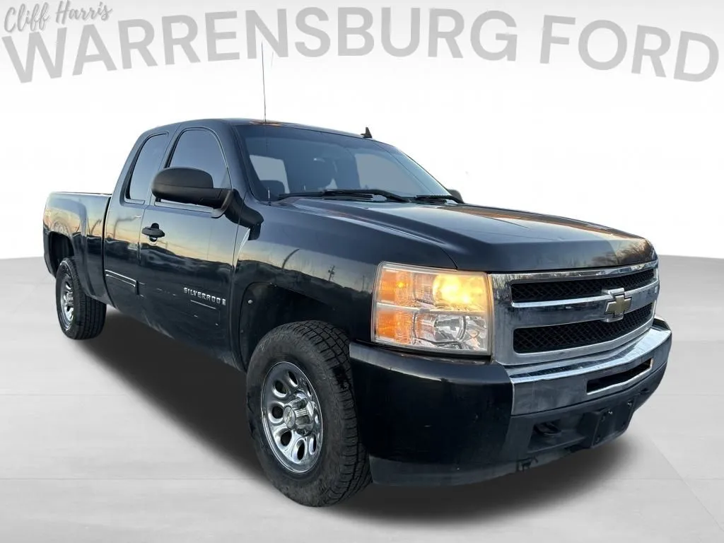 Used 2009 Chevrolet Silverado 1500 LS with VIN 1GCEK19C79Z265655 for sale in Kansas City