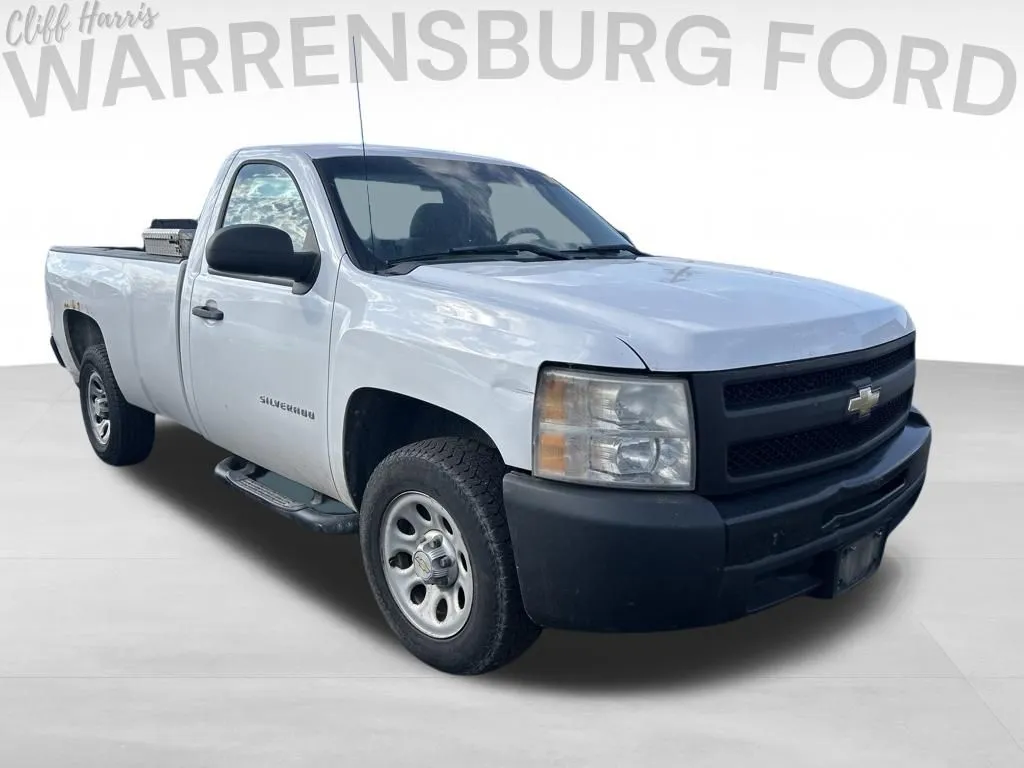 Used 2011 Chevrolet Silverado 1500 Work Truck with VIN 1GCNCPEX6BZ402423 for sale in Kansas City