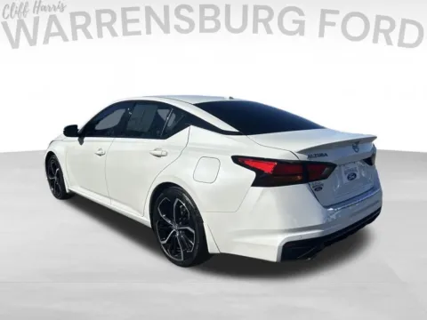 More photos of 2023 Nissan Altima 2.5 SR at Warrensburg Ford, MO