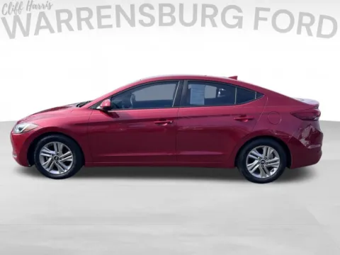 More photos of 2017 Hyundai Elantra SE at Warrensburg Ford, MO