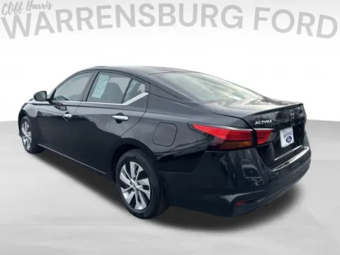 More photos of 2022 Nissan Altima 2.5 S at Warrensburg Ford, MO