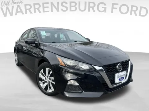 Black 2022 Nissan Altima 2.5 S for sale in Warrensburg, MO