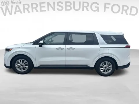 More photos of 2023 Kia Carnival LX at Warrensburg Ford, MO