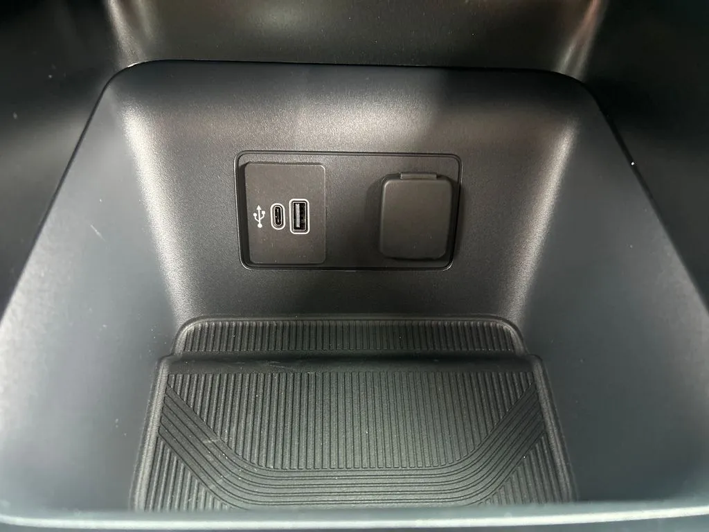 2026 Ford Explorer Active - Photo 41