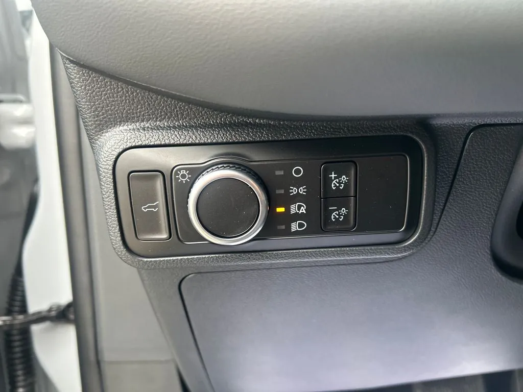 2026 Ford Explorer Active - Photo 29
