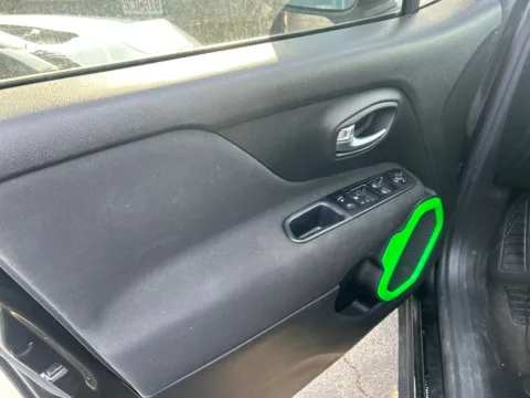 Photos of 2020 Jeep Renegade Latitude for sale in Warrensburg, MO at Warrensburg Ford