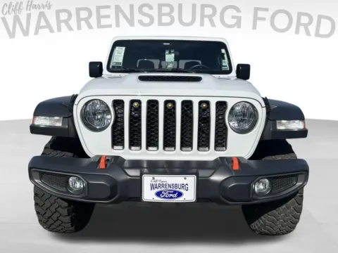 Photos of 2021 Jeep Gladiator Mojave for sale in Warrensburg, MO at Warrensburg Ford