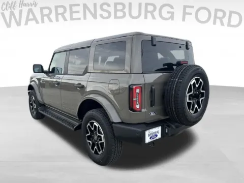 More photos of 2026 Ford Bronco Outer Banks at Warrensburg Ford, MO