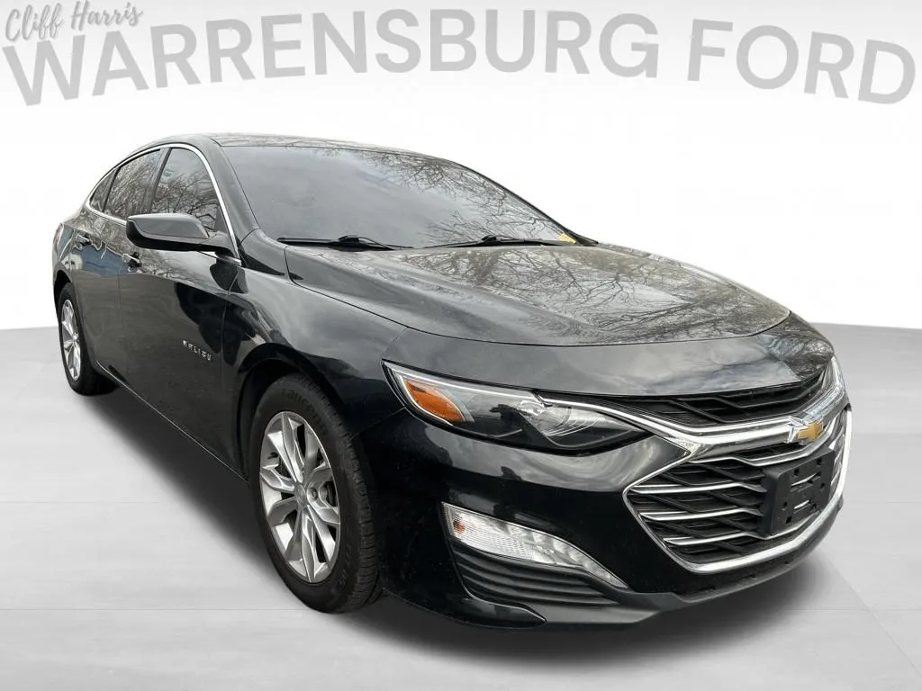 Used 2020 Chevrolet Malibu 1LT with VIN 1G1ZD5ST9LF012092 for sale in Kansas City