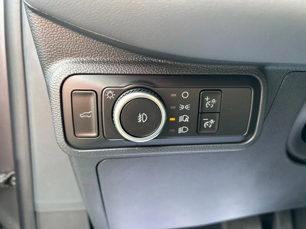 2026 Ford Explorer Active - Photo 30