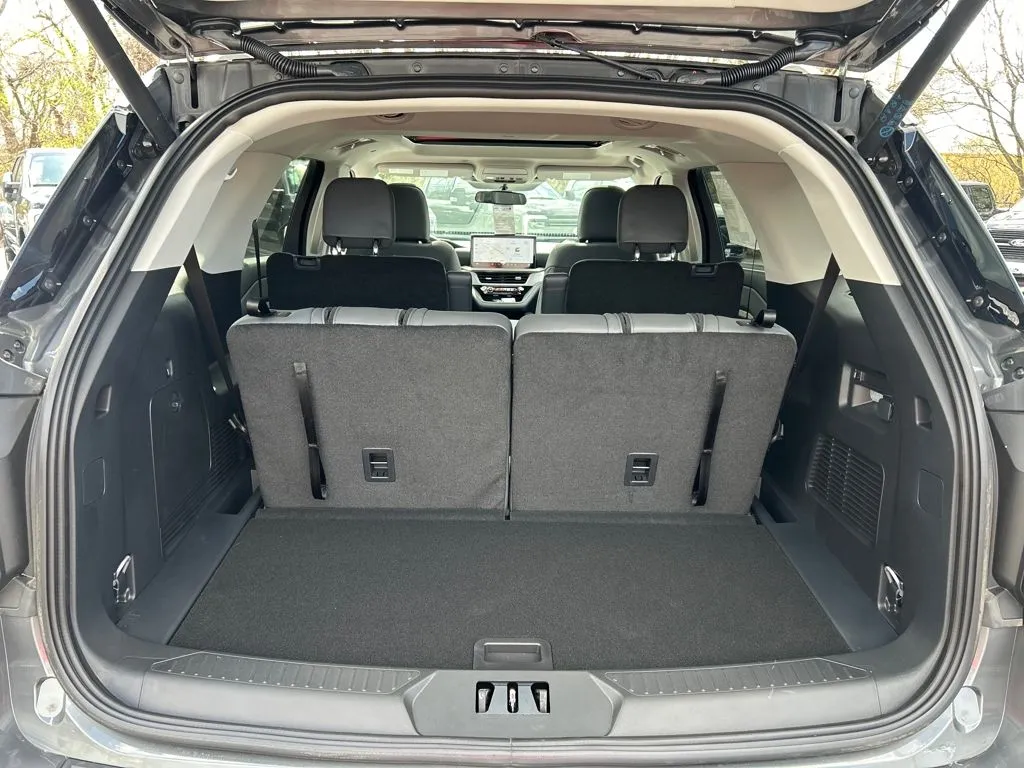 2026 Ford Explorer Active - Photo 46