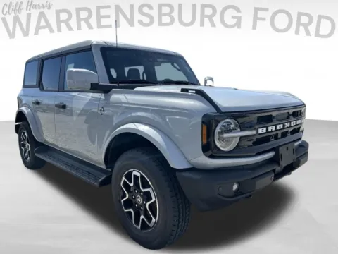 Gray 2026 Ford Bronco Outer Banks for sale in Warrensburg, MO