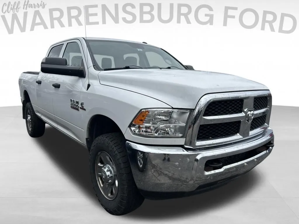 Used 2016 RAM Ram 2500 Pickup Tradesman with VIN 3C6UR5CL0GG142016 for sale in Kansas City