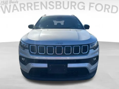 Photos of 2024 Jeep Compass Latitude for sale in Warrensburg, MO at Warrensburg Ford