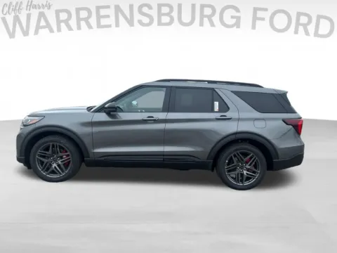More photos of 2026 Ford Explorer ST at Warrensburg Ford, MO