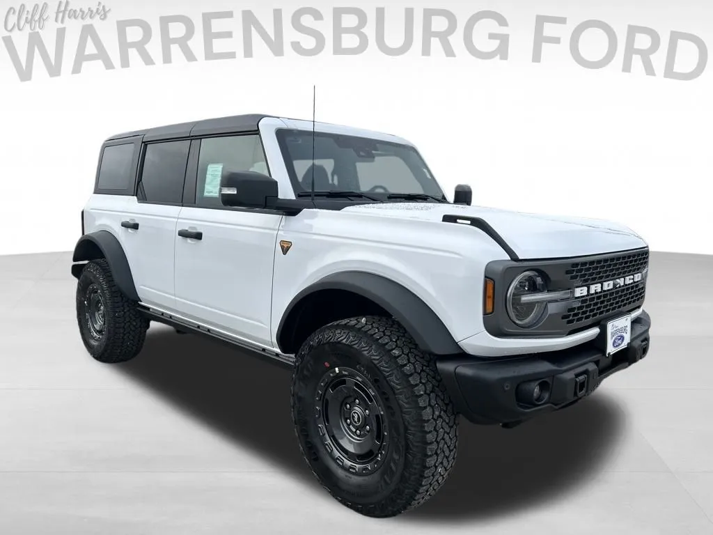 White 2025 Ford Bronco Badlands for sale in Warrensburg, MO