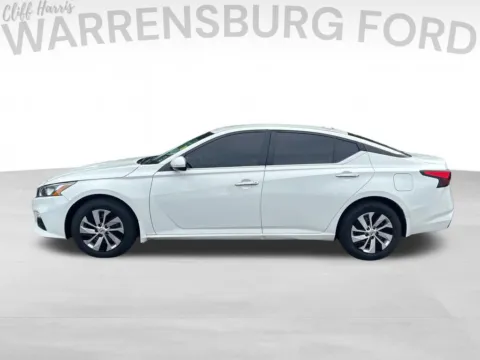 More photos of 2020 Nissan Altima 2.5 S at Warrensburg Ford, MO