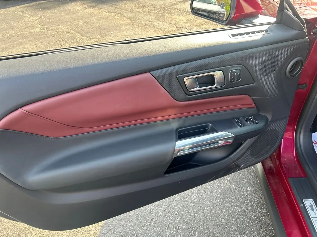 2025 Ford Mustang GT Premium Fastback - Photo 11