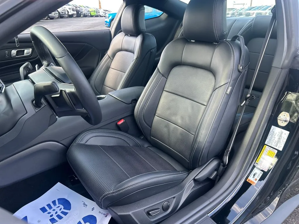2025 Ford Mustang GT Premium Fastback - Photo 15